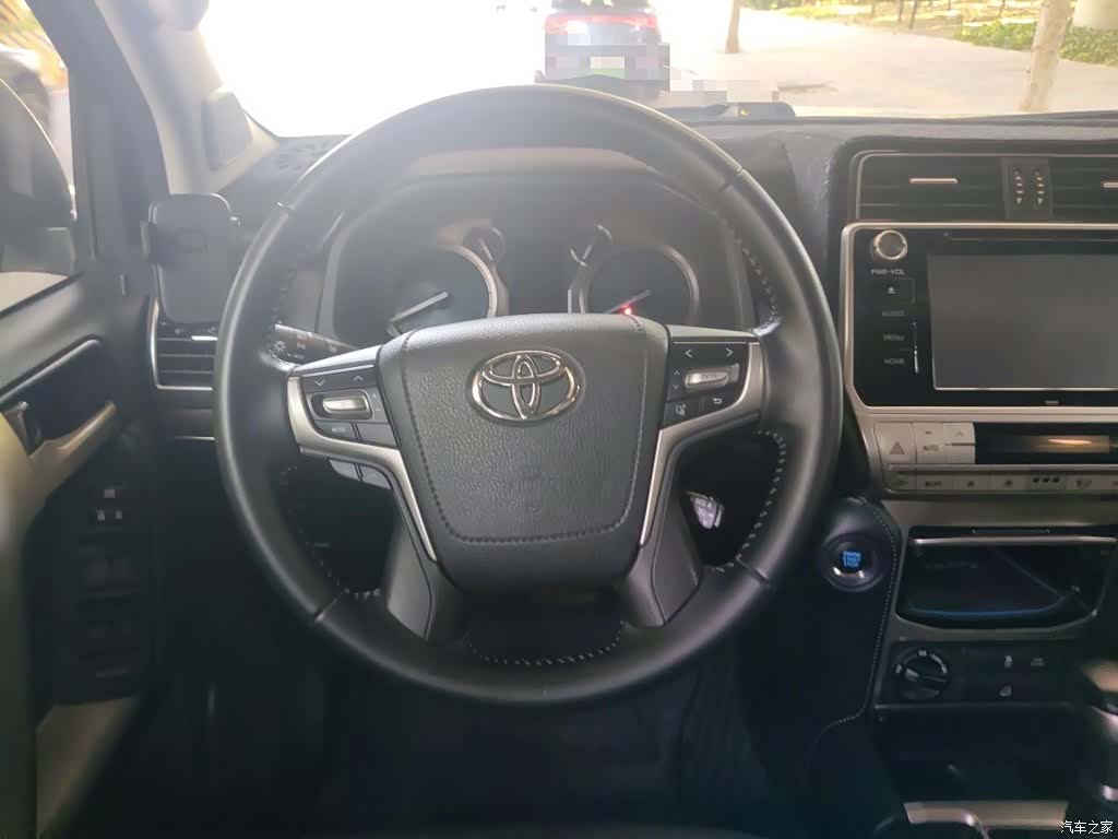 Toyota Prado, 2018 11