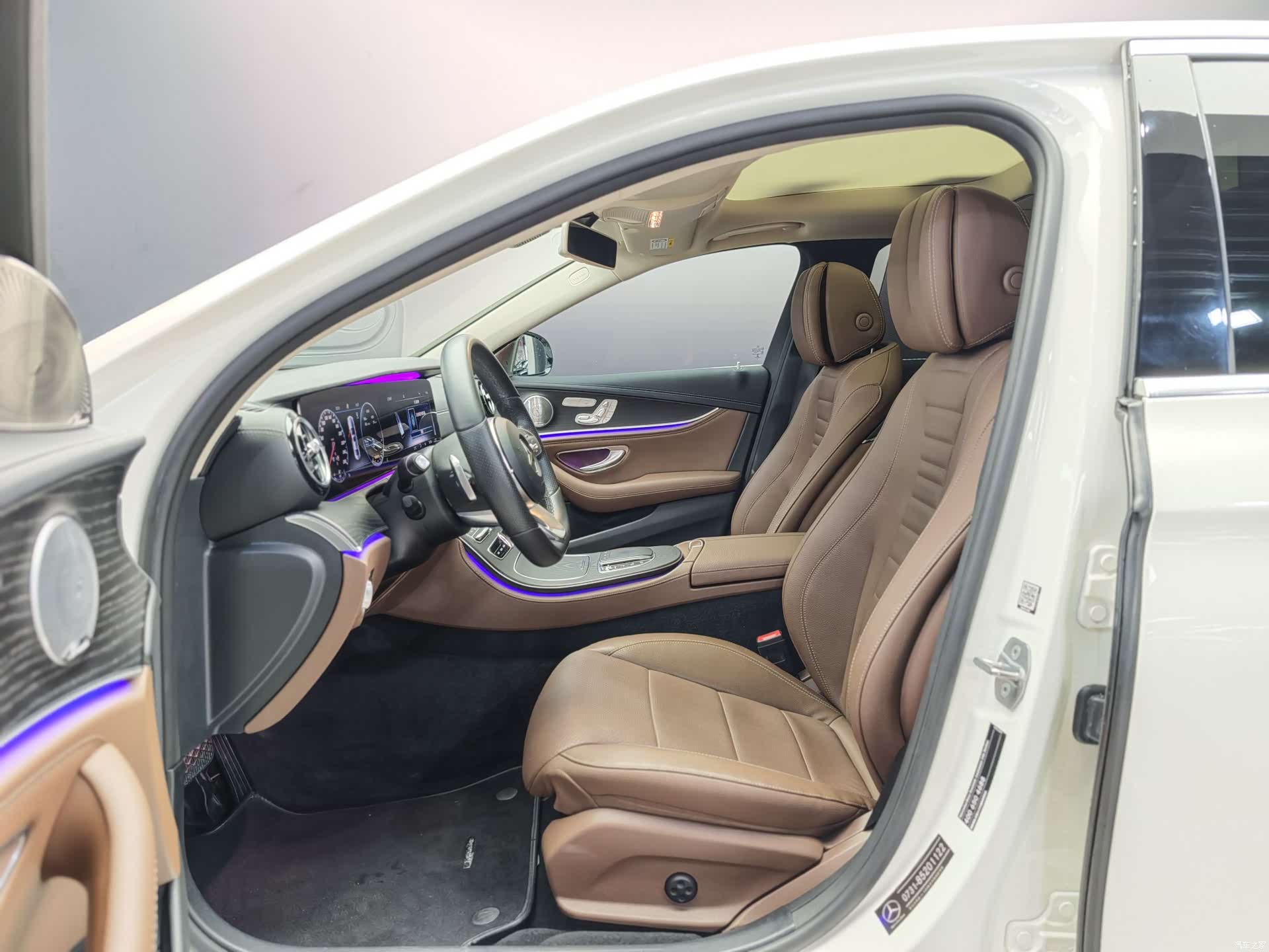 Mercedes-Benz E-Class, 2020 3