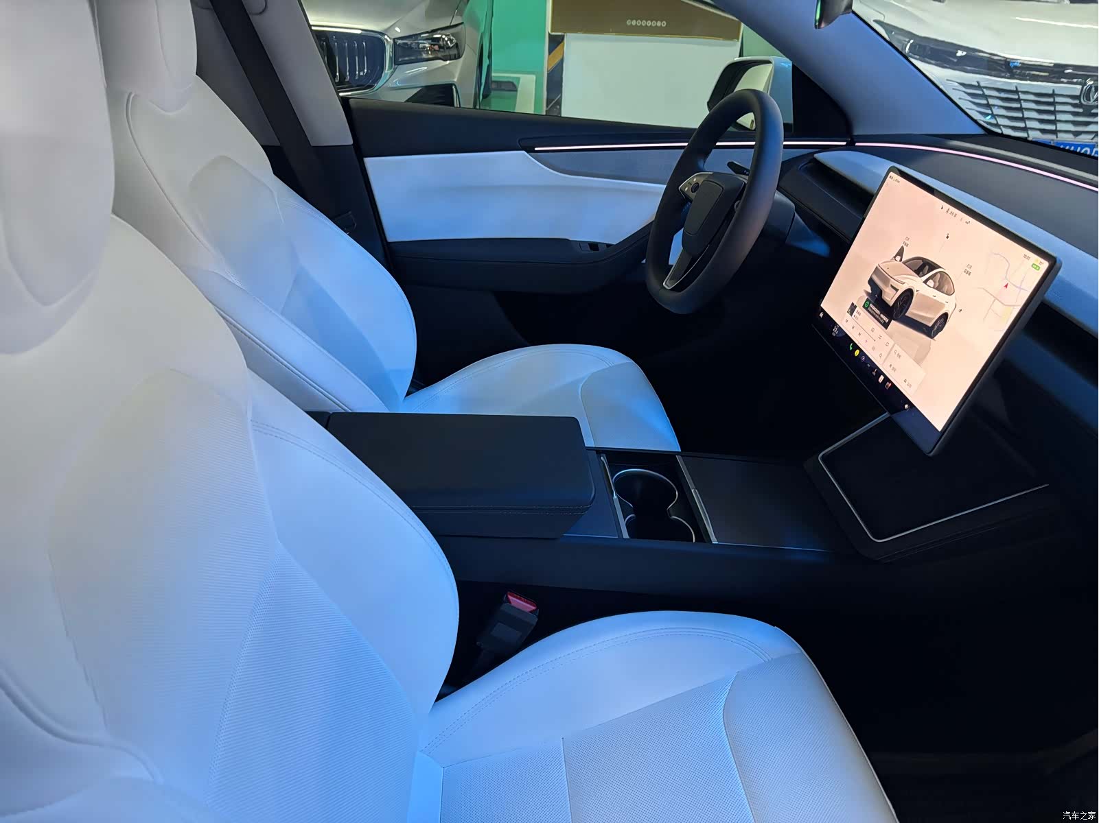 Tesla Model Y, 2025 14