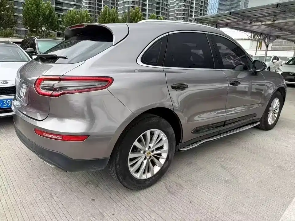 Zotye SR9 Zotye SR9