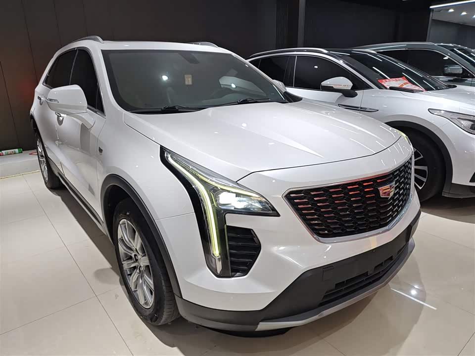 Cadillac XT4