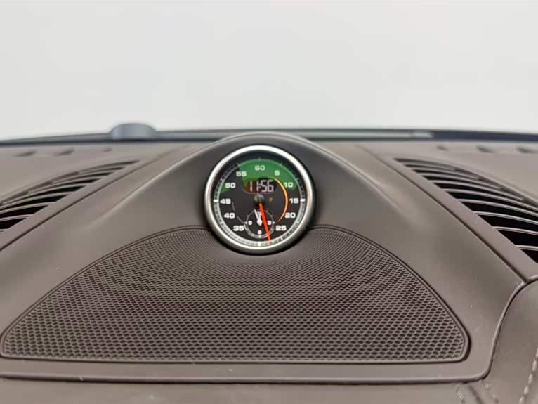 Porsche Cayenne 2015, фото 15