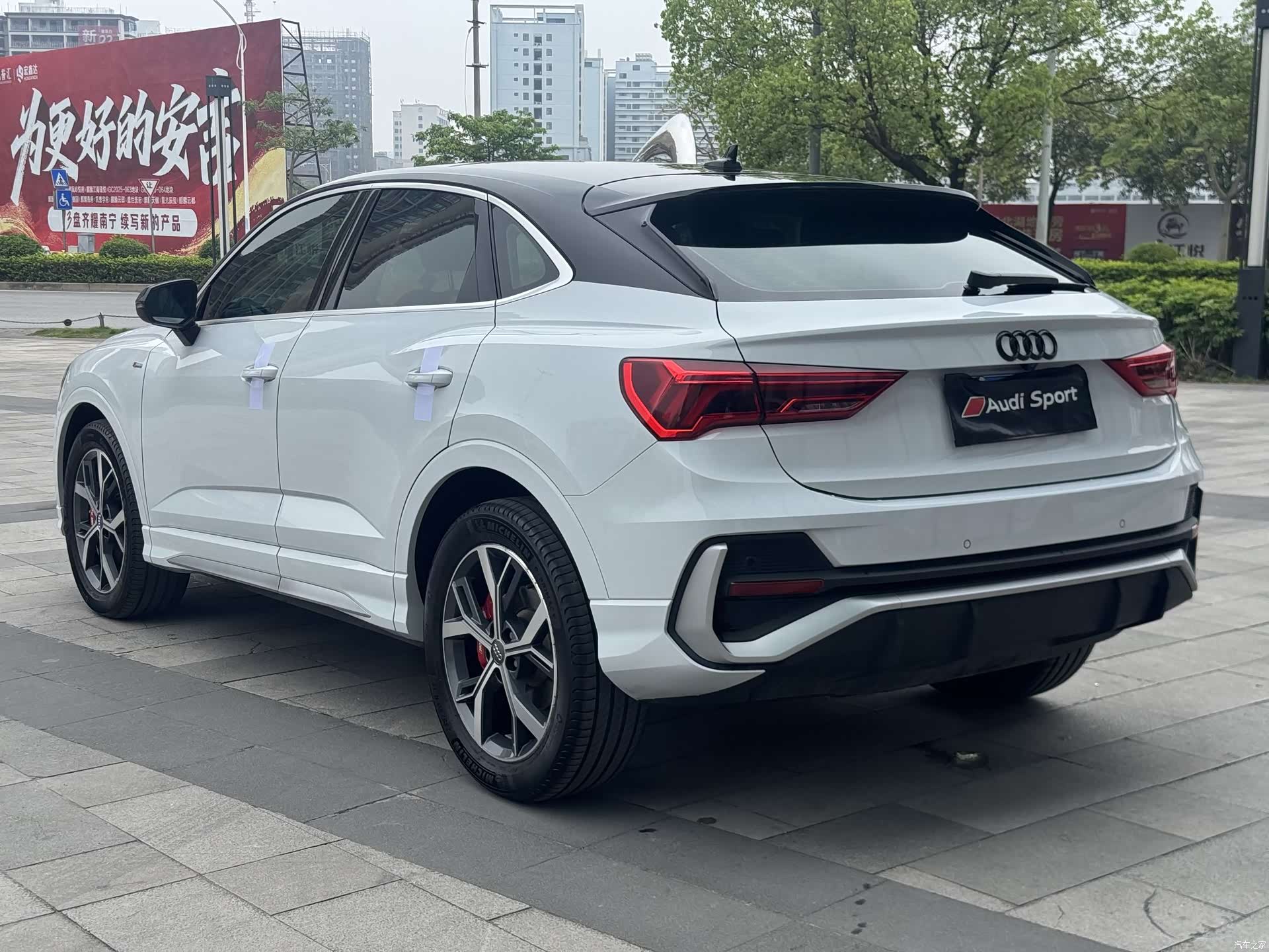 Audi Q3, 2021 все фото