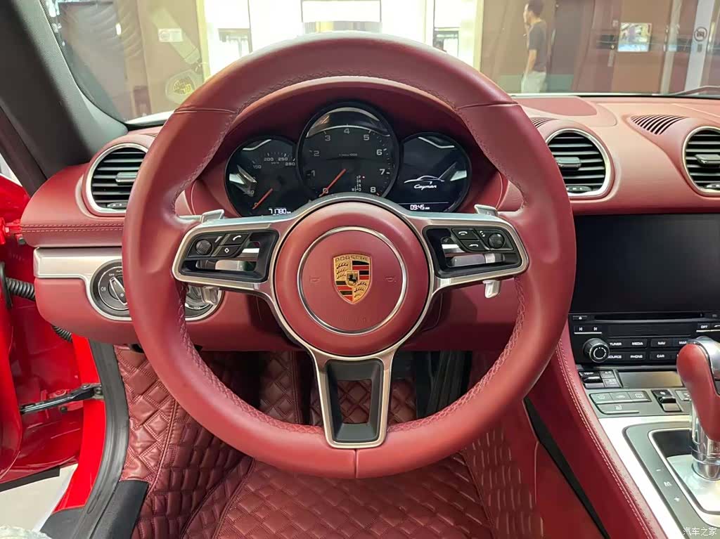 Porsche Cayman, 2019 9