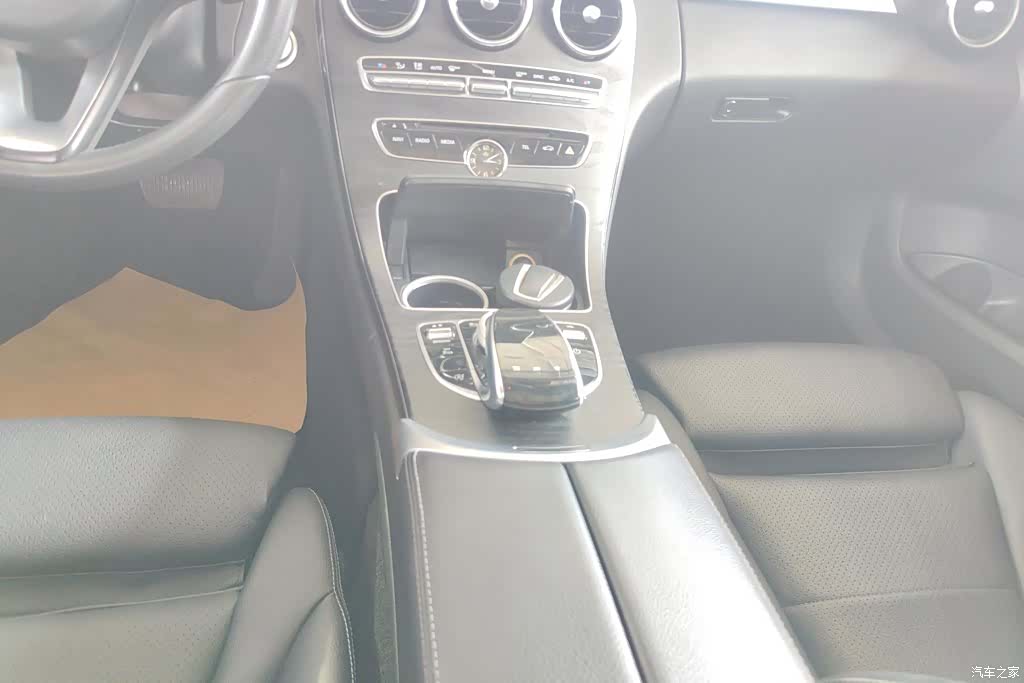 Mercedes-Benz C-Class, 2018 16