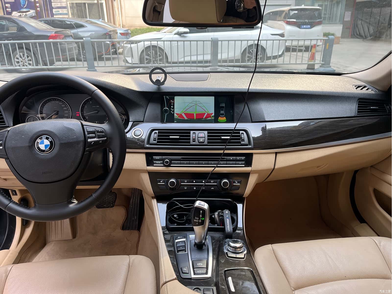 BMW 5 Series, 2012 6