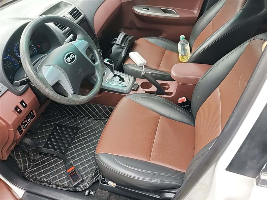 BYD L3, 2015 15