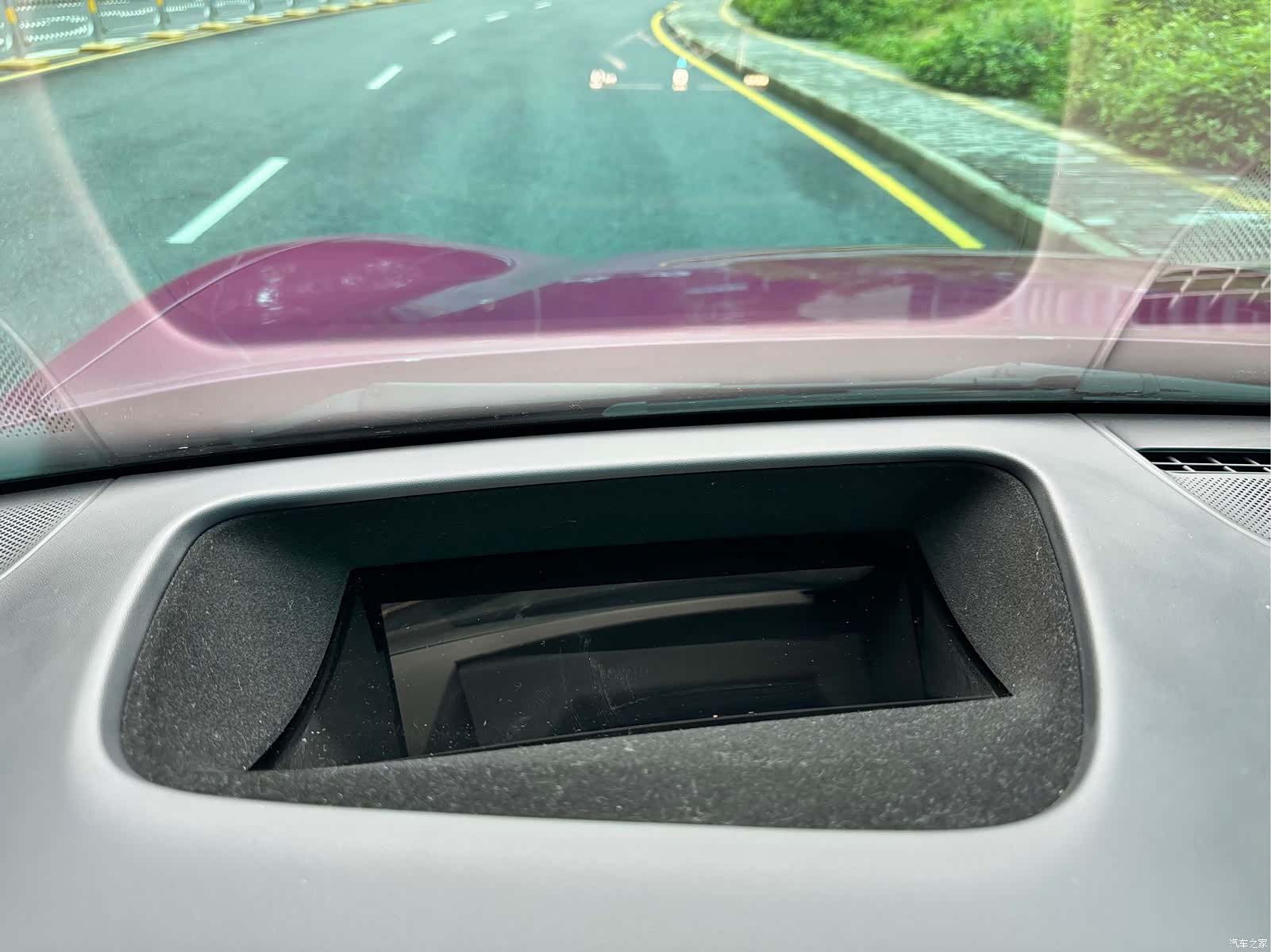 Xiaomi SU7, 2025 12