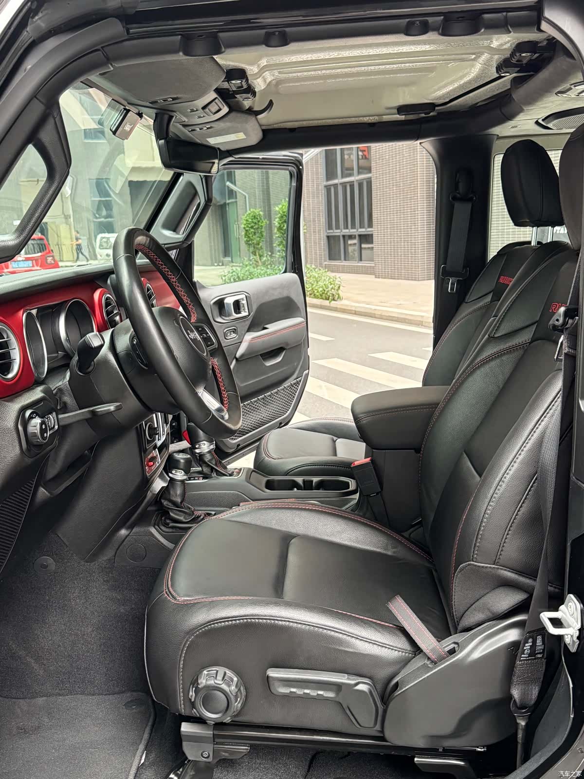 Jeep Wrangler, 2021 11