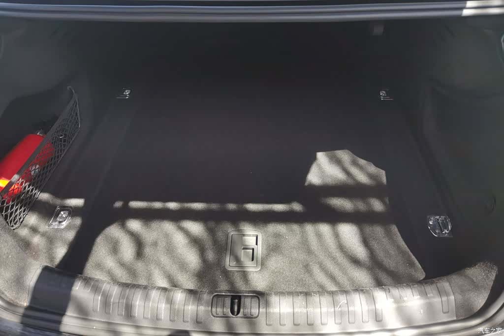 Audi A6L, 2021 4