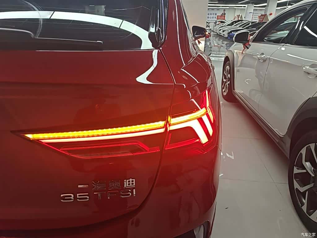 Audi Q3, 2021 8