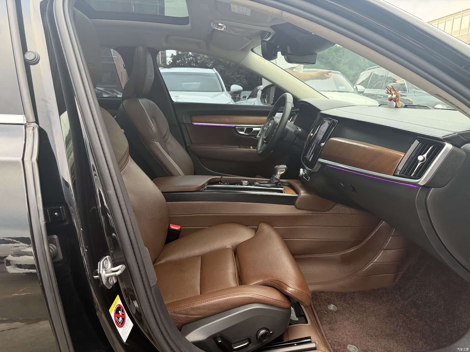 Volvo S90, 2019 9