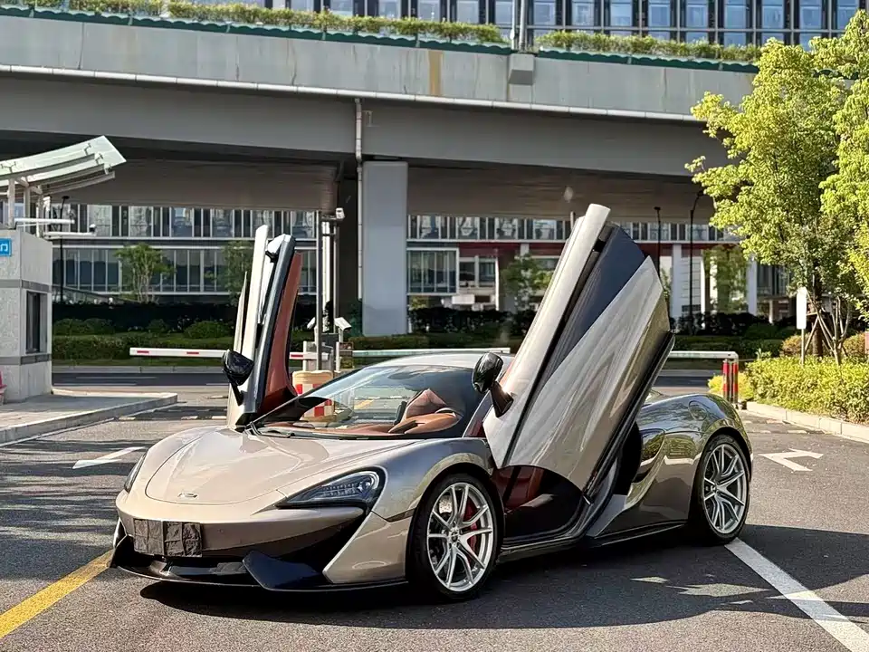 McLaren 570
