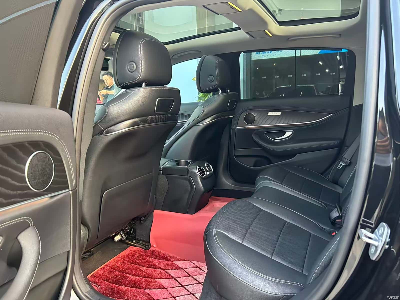 Mercedes-Benz E-Class, 2017 12
