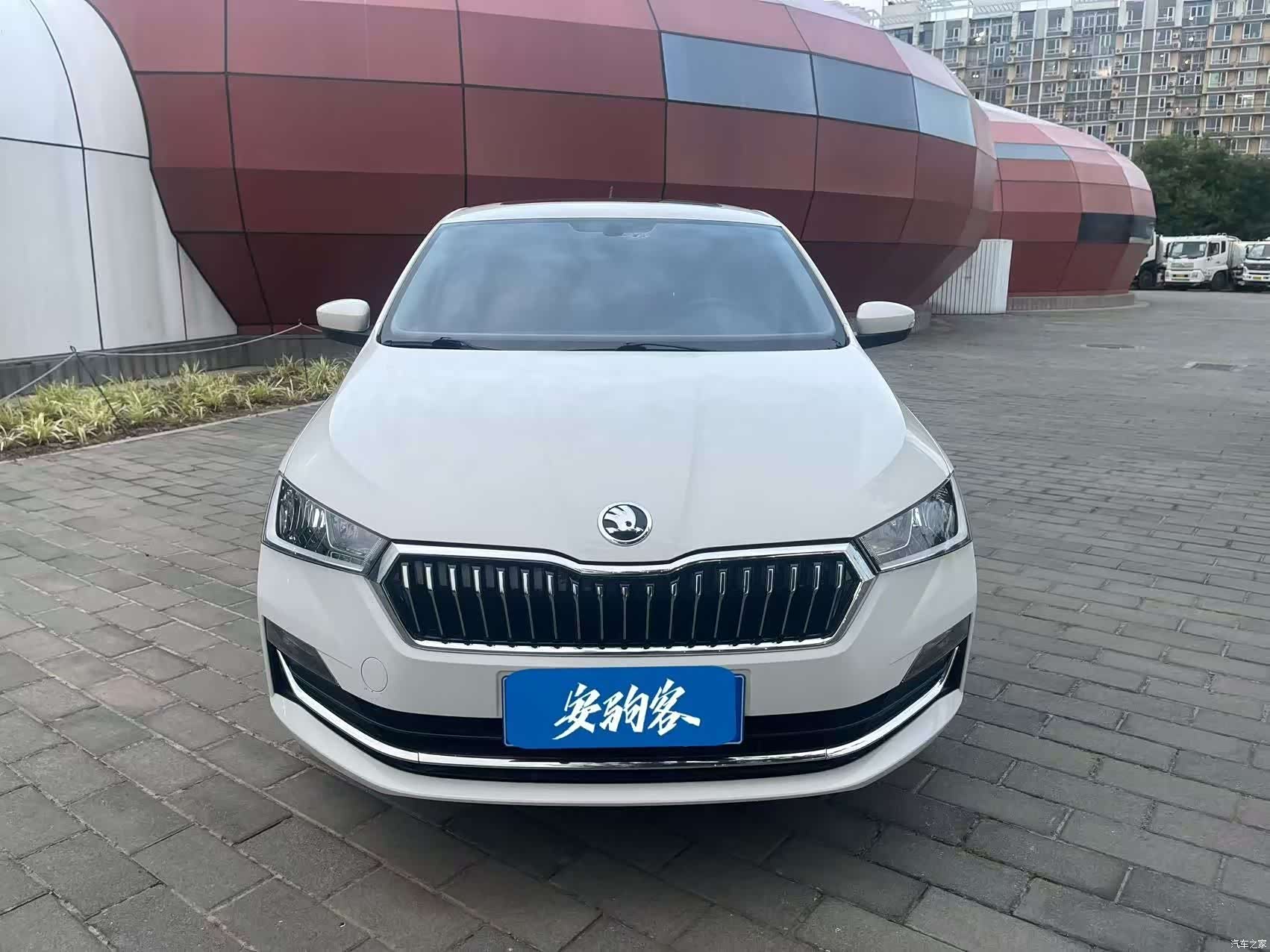 Skoda Rapid, 2020 8