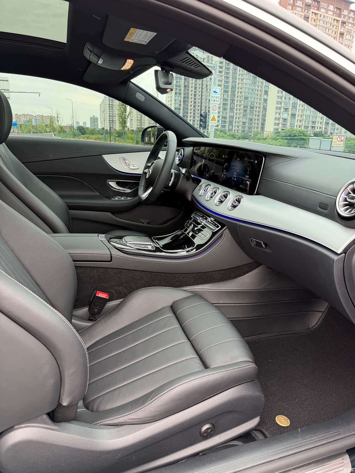 Mercedes-Benz E-Class, 2023 все фото