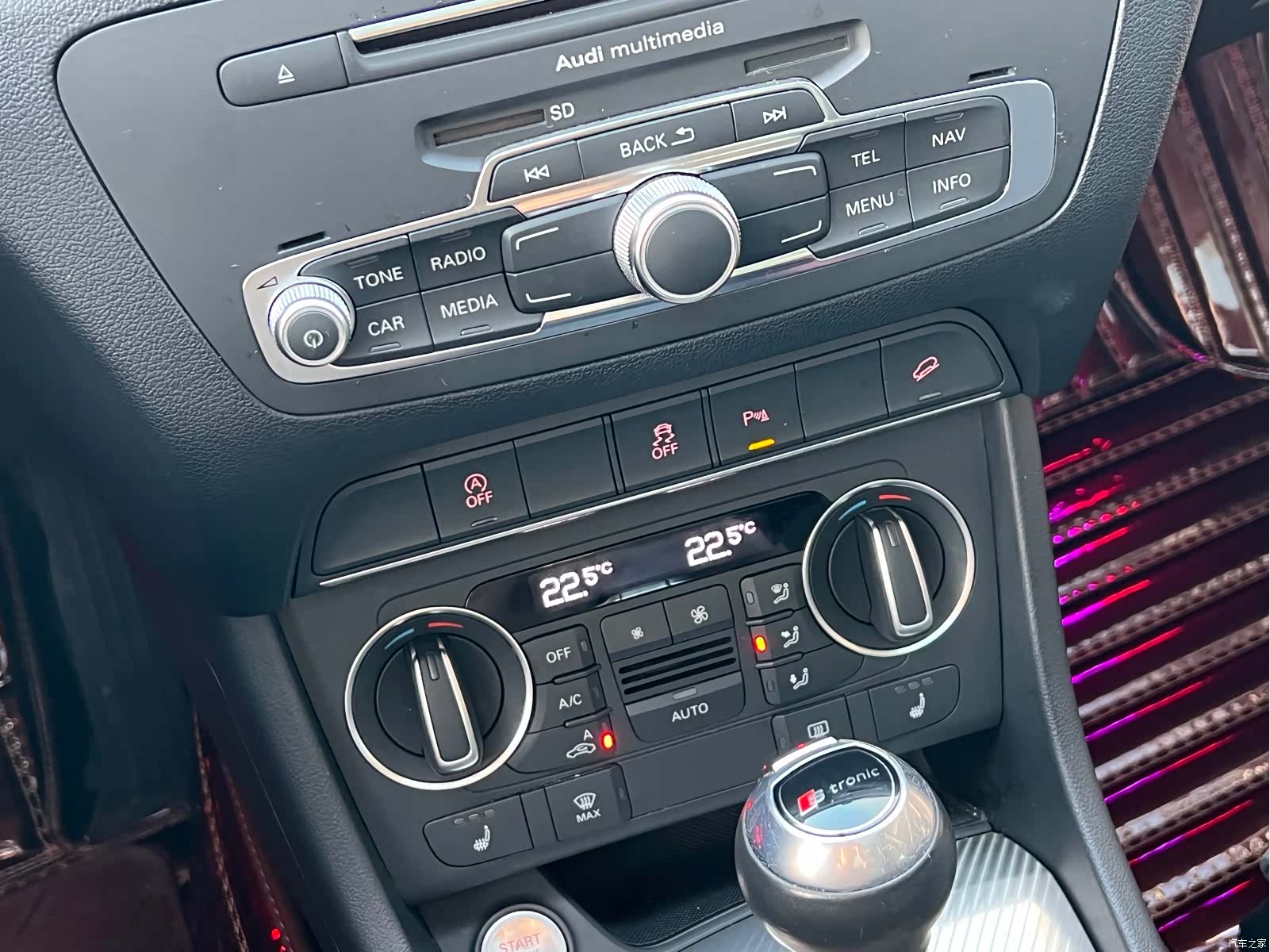 Audi Q3, 2018 11