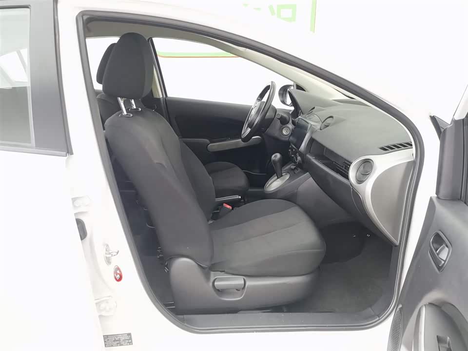 Mazda 2 Mazda 2