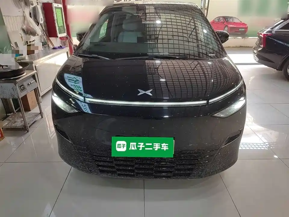 XPENG X9