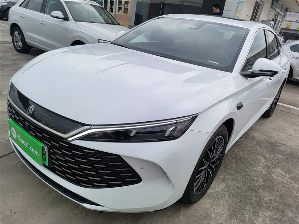 BYD Qin L