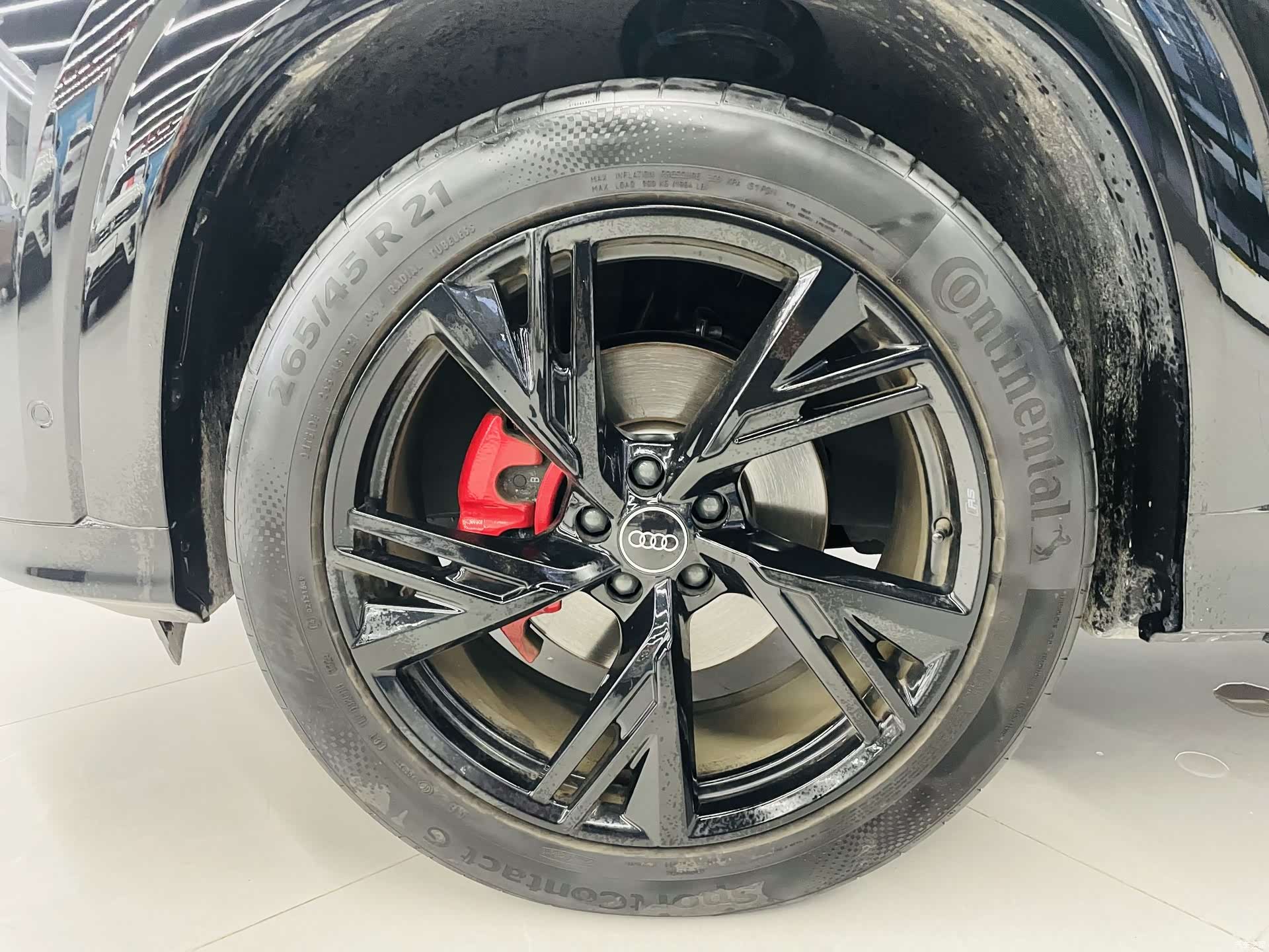 Audi Q6, 2024 3