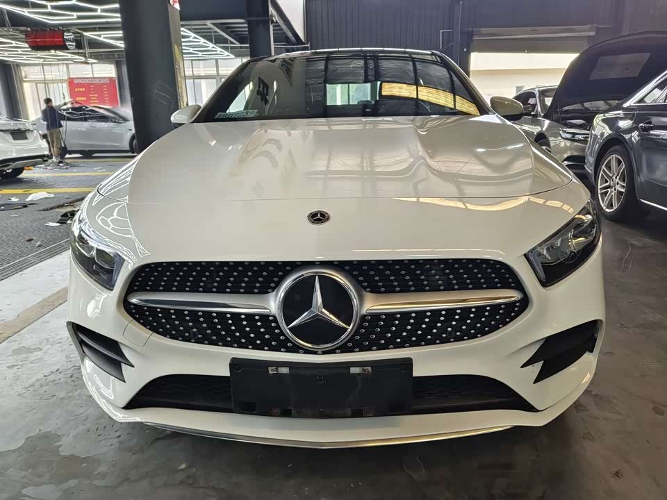 Mercedes-Benz Class A Mercedes-Benz Class A