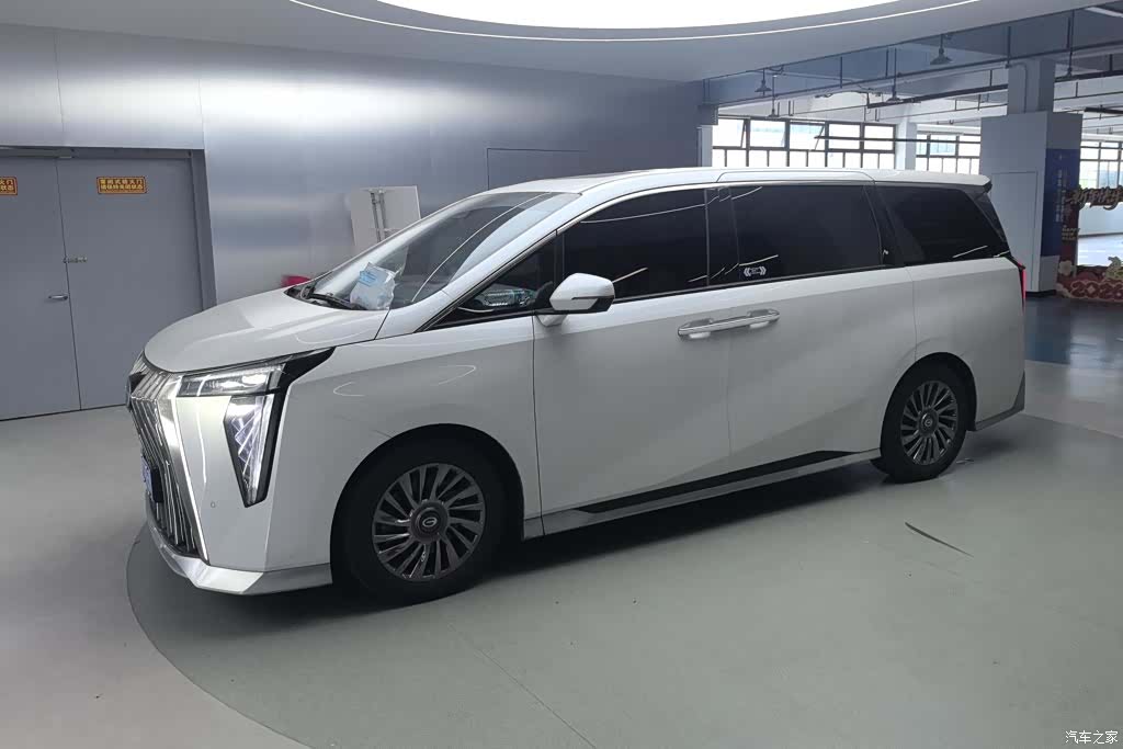 Trumpchi M8, 2023 1
