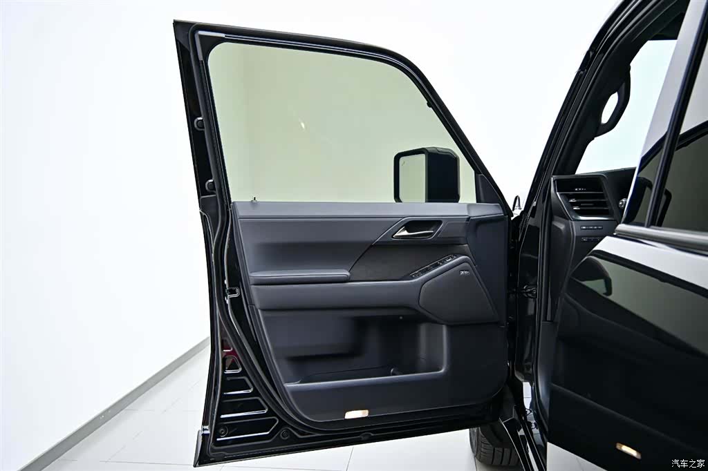 Lexus GX, 2026 18