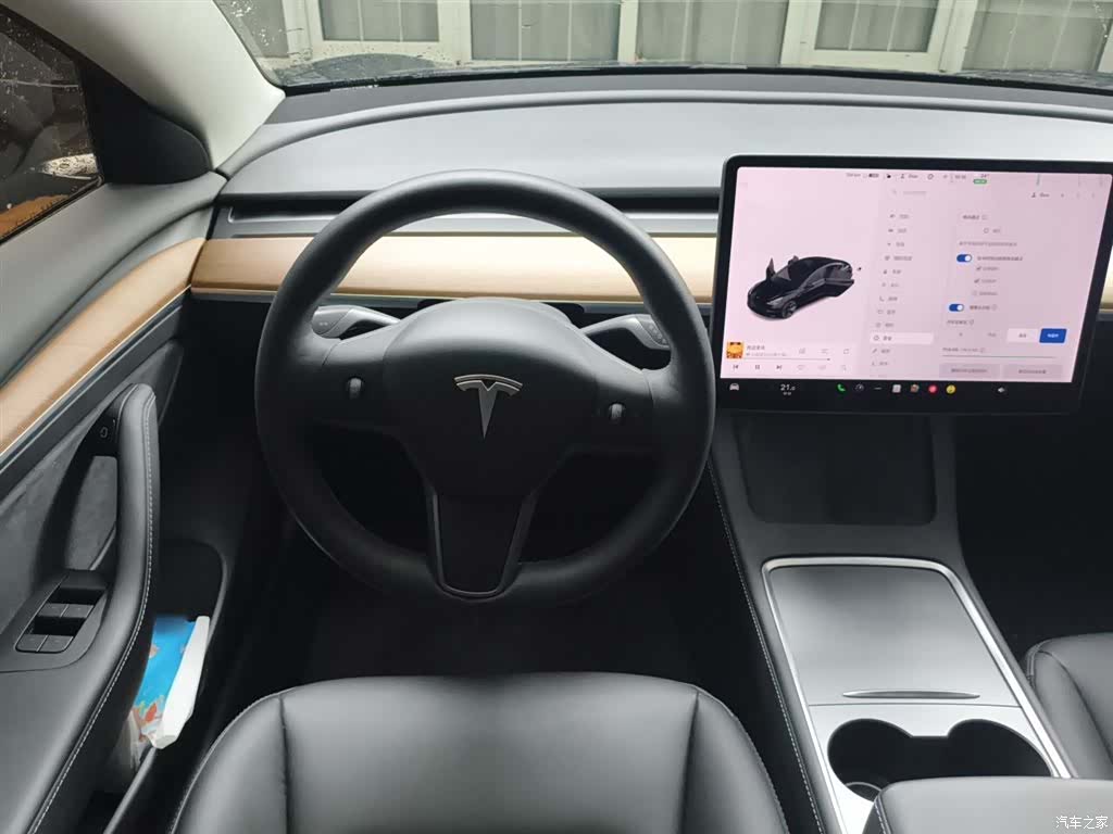 Tesla Model 3, 2021 3