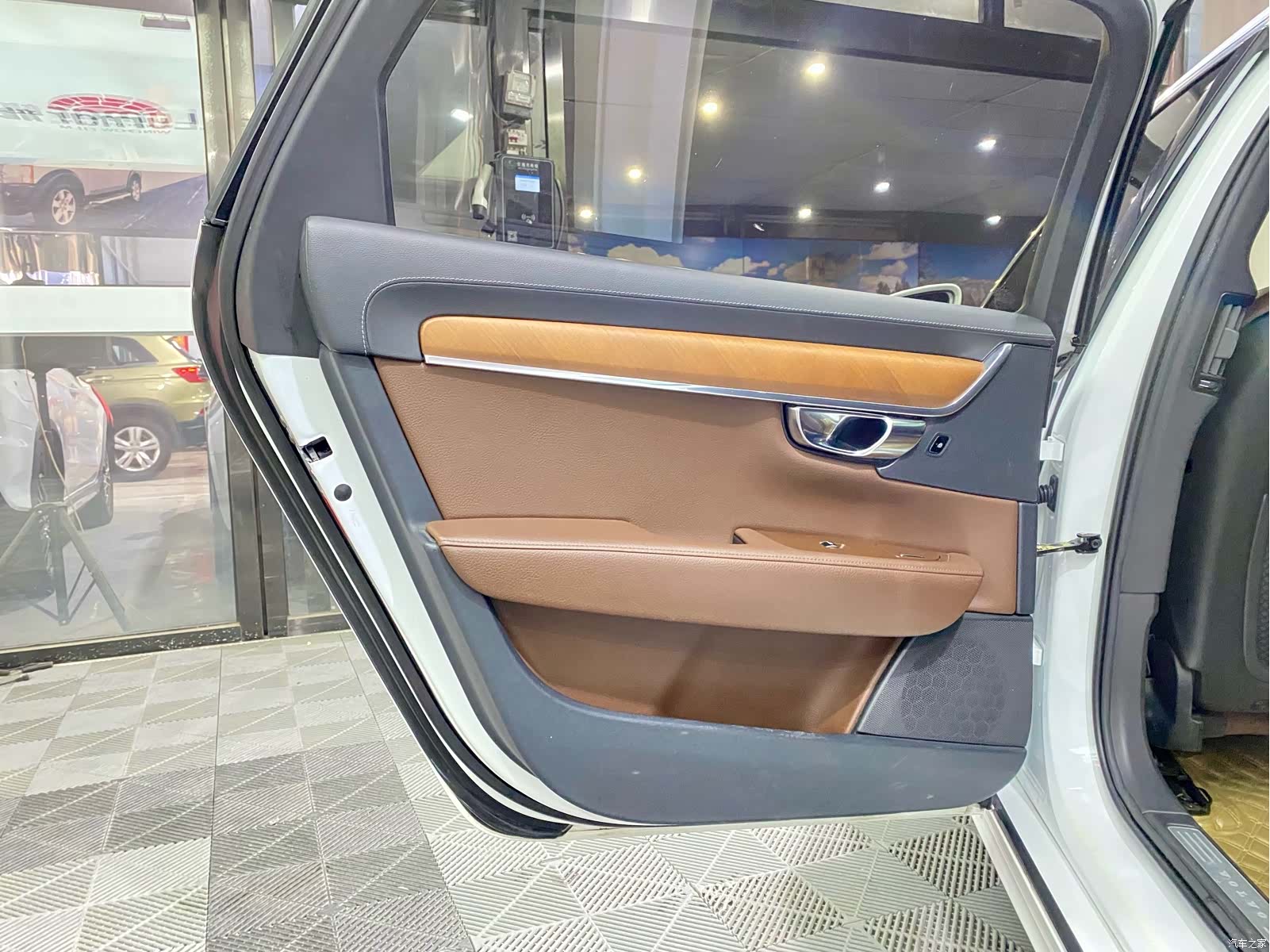 Volvo S90, 2020 13