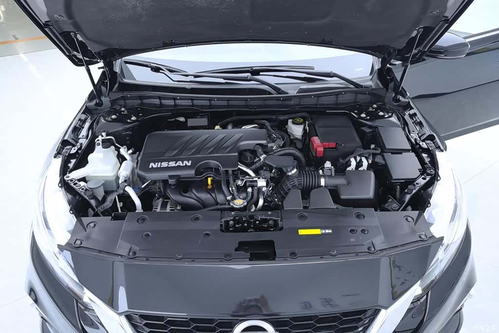 Nissan Teana, 2021 10
