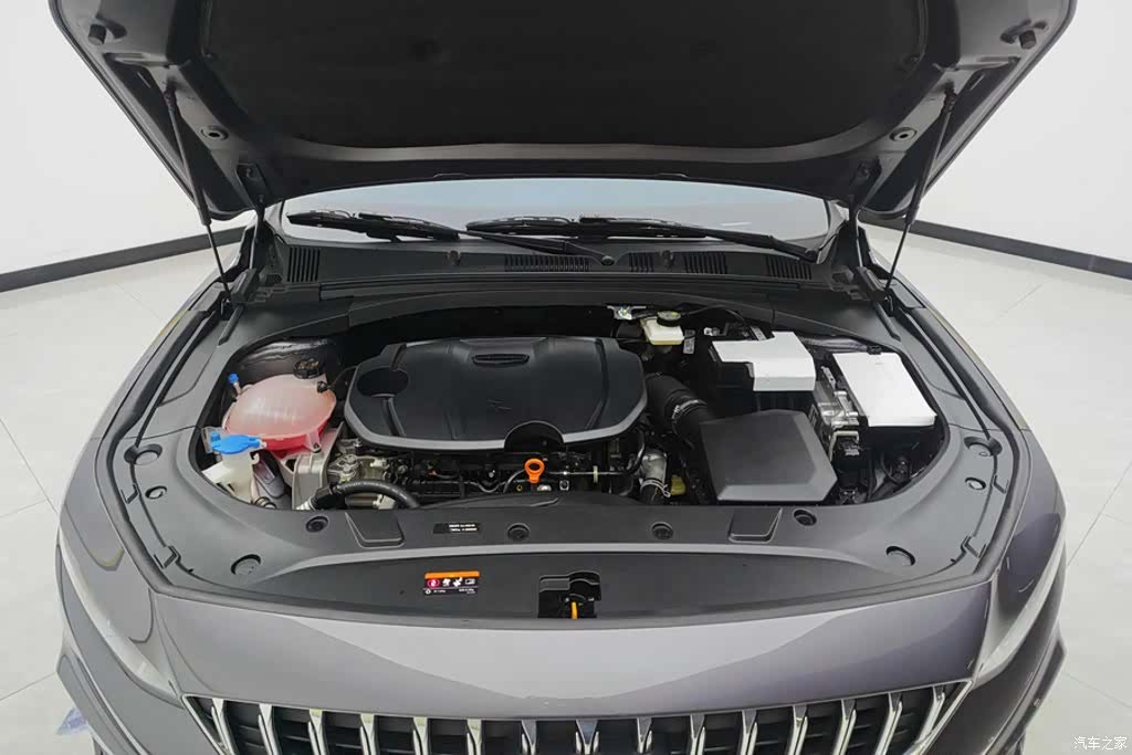 Geely Preface, 2025 10