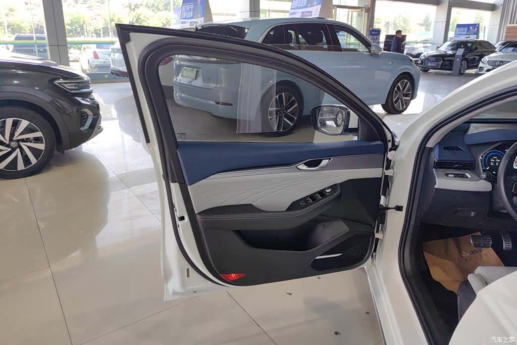 Geely Preface, 2023 7