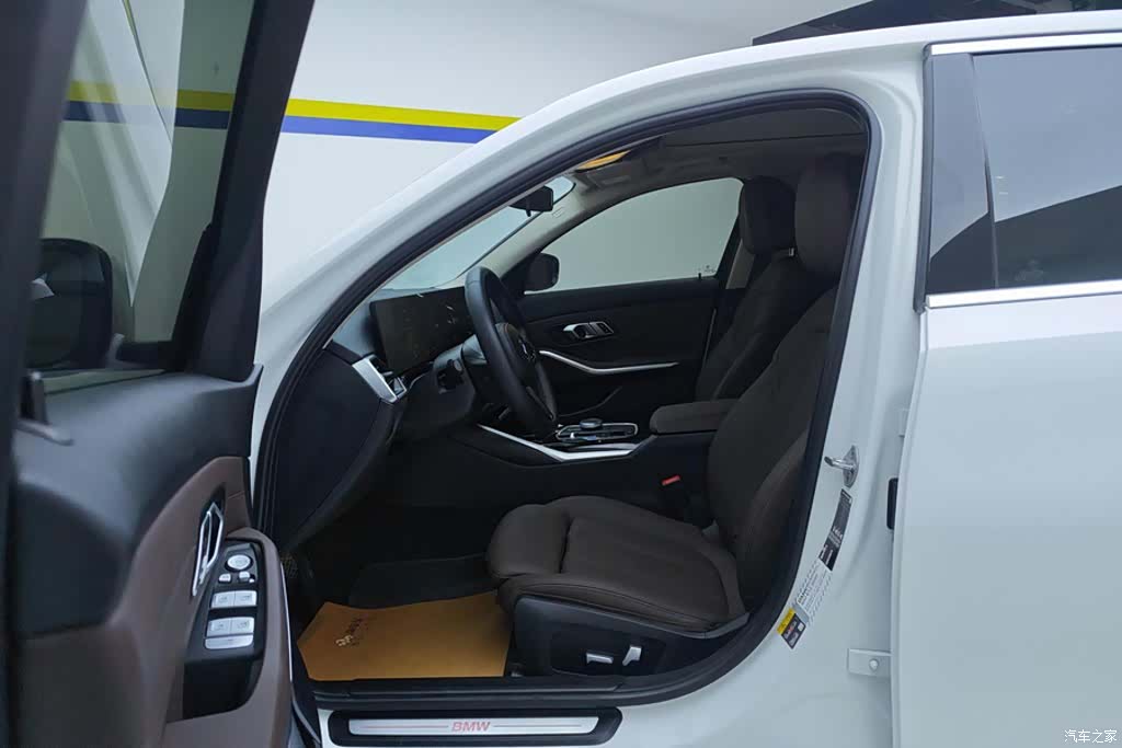 BMW i3, 2023 9