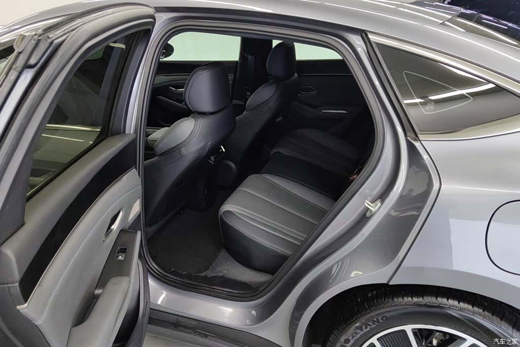BYD Qin, 2025 11