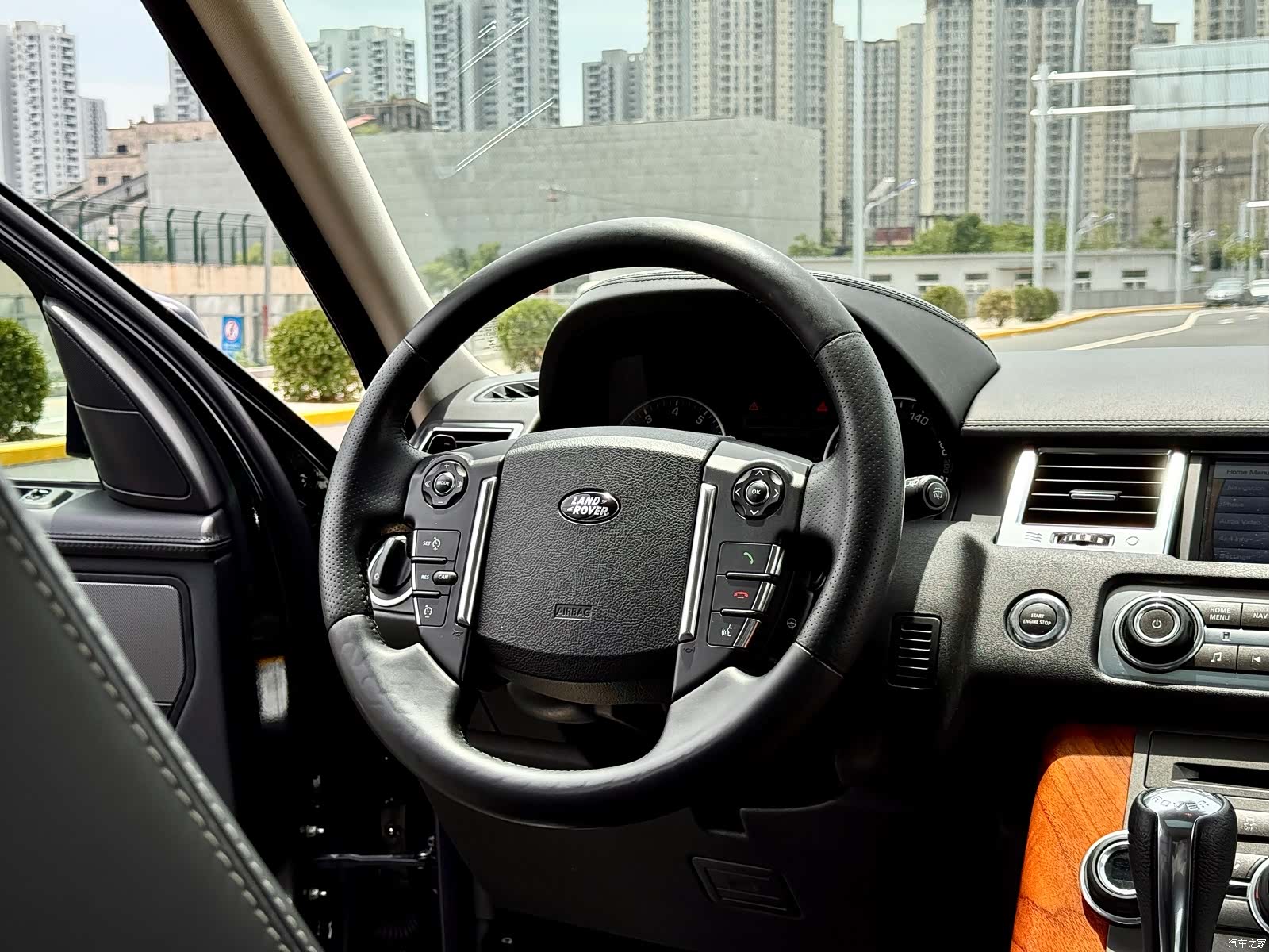 Land Rover Range Rover, 2010 7