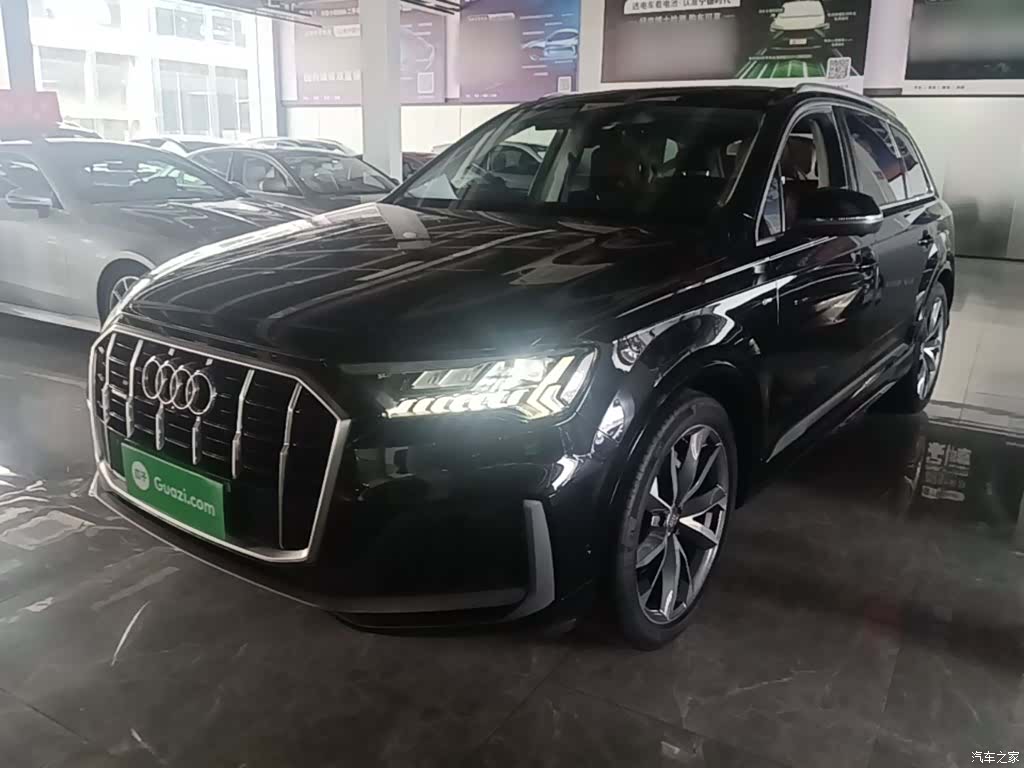 Audi Q7, 2020 1