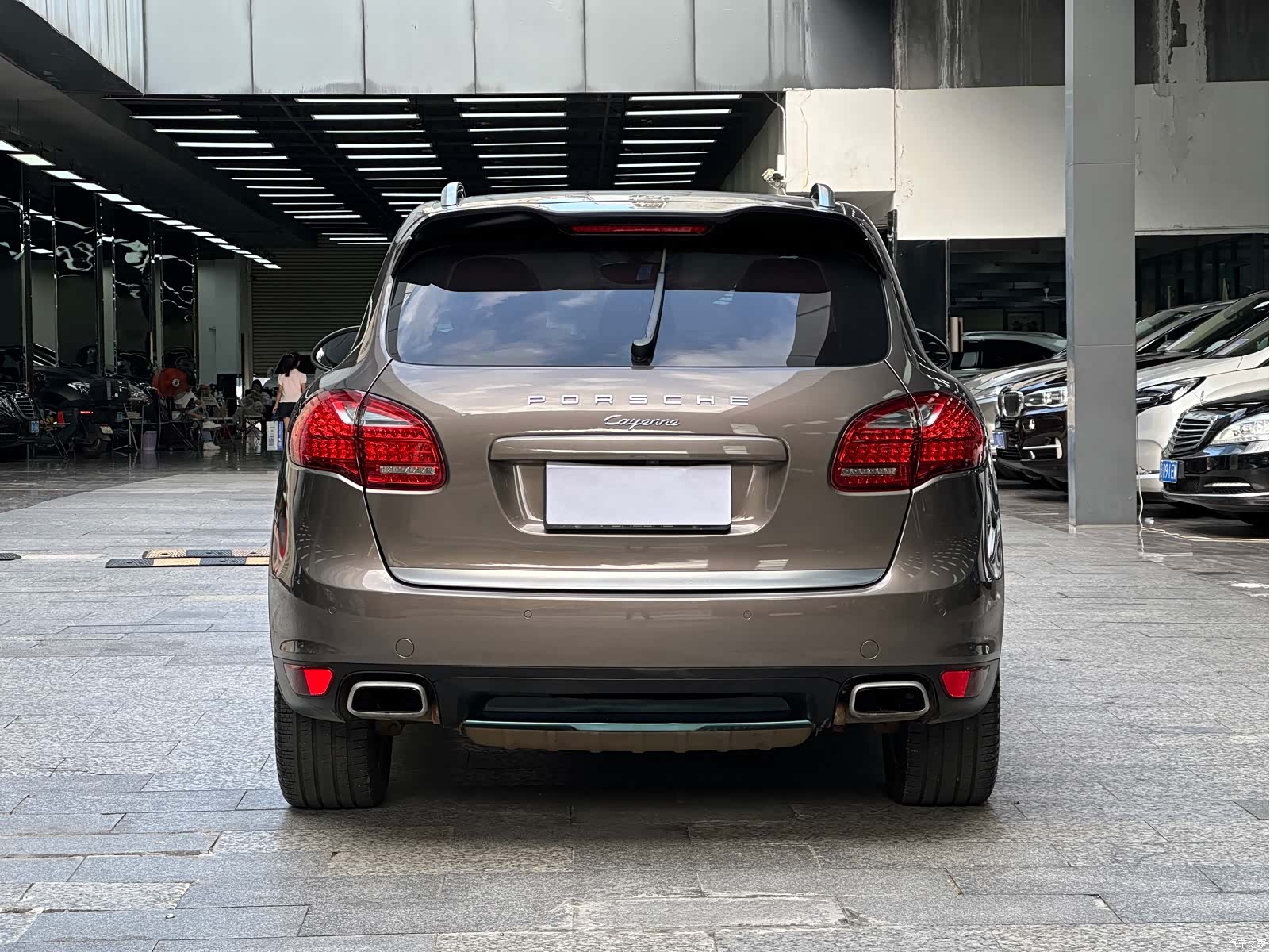 Porsche Cayenne, 2013 15