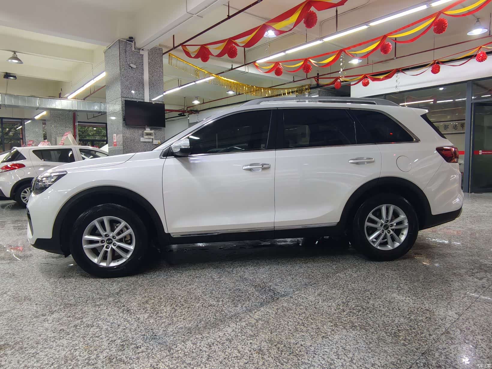 Kia KX7, 2018 10