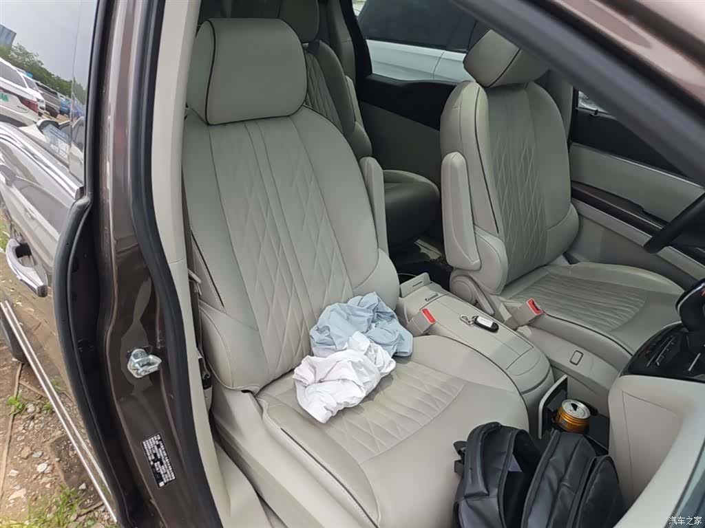 Buick GL8, 2022 24