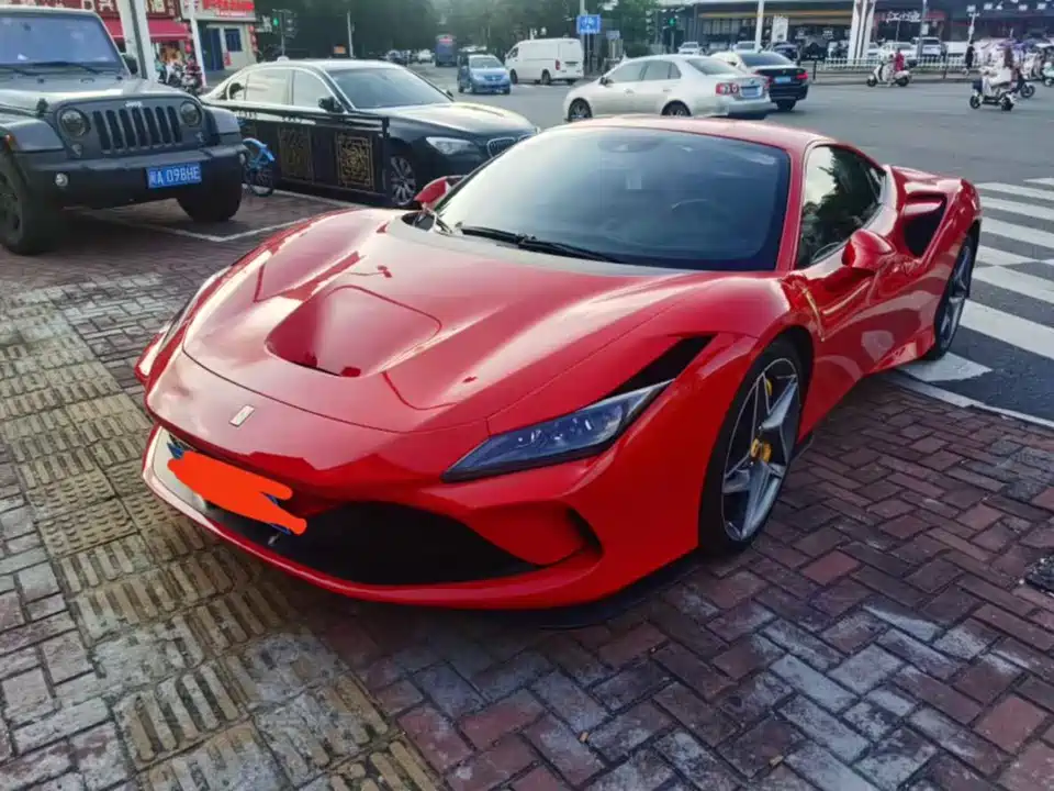 Ferrari F8