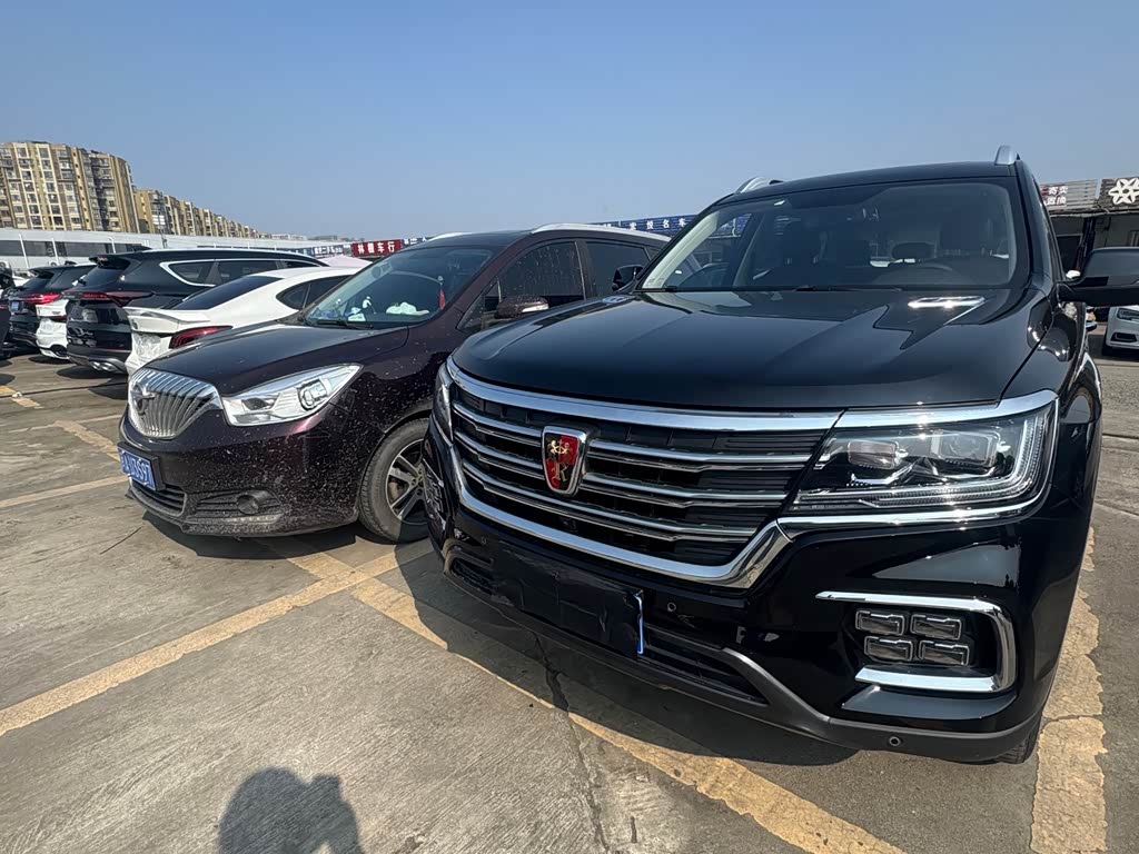 Roewe RX8