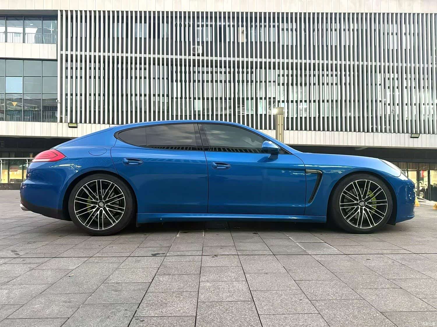 Porsche Panamera, 2016 9