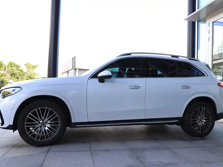 Mercedes-Benz GLC Mercedes-Benz GLC