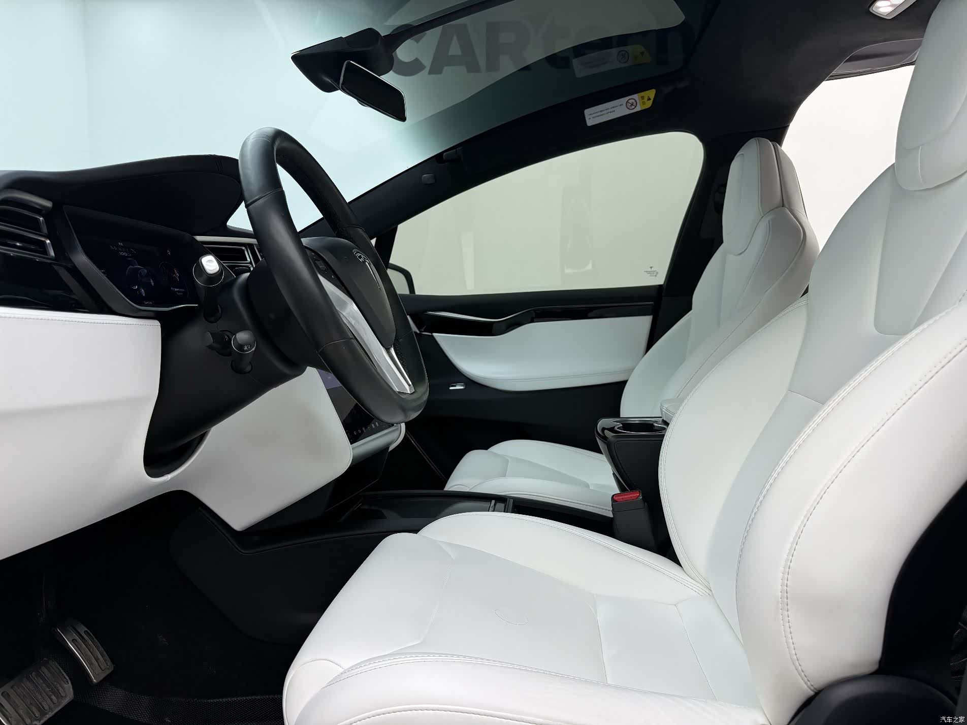 Tesla Model X, 2018 13