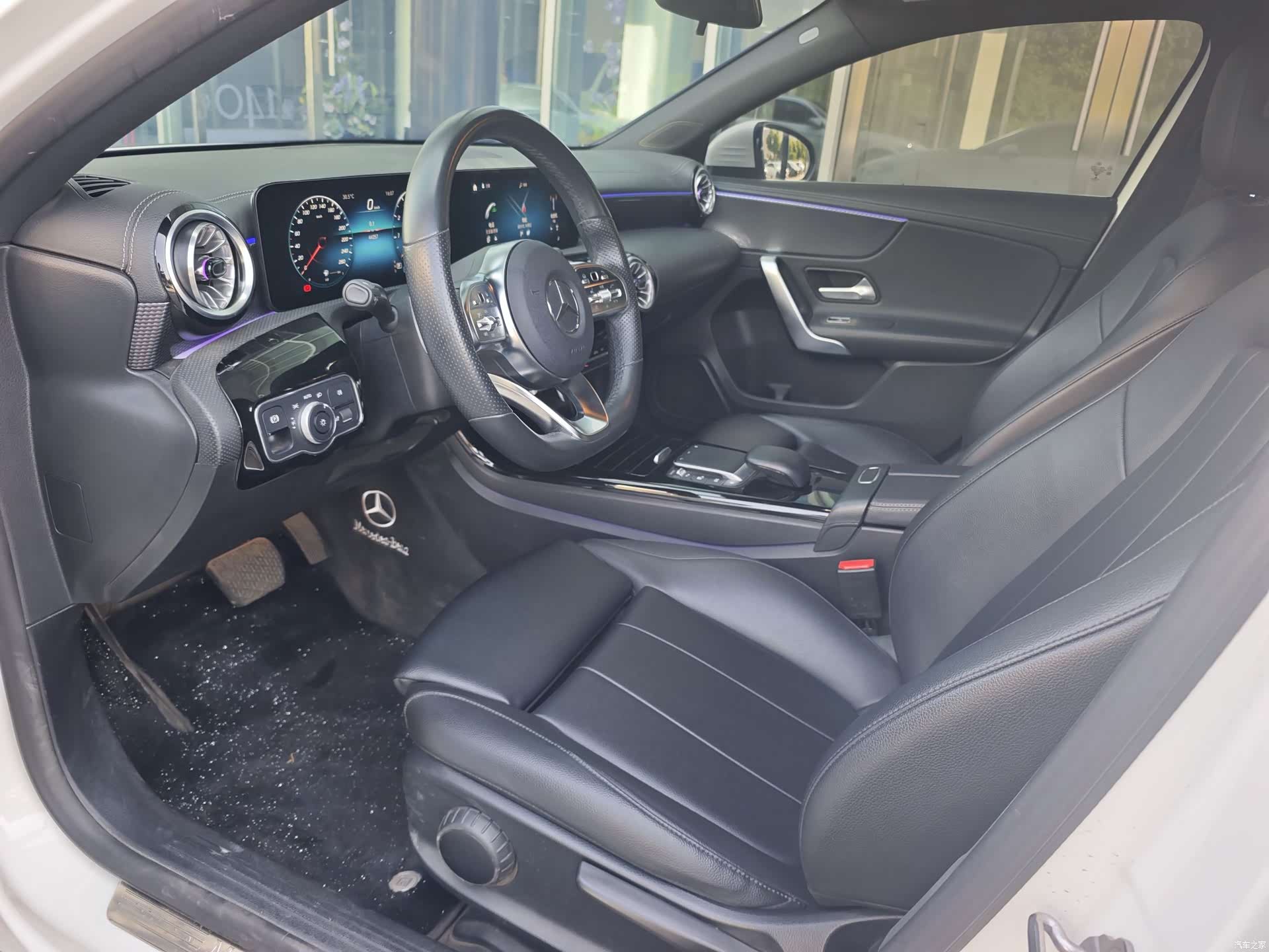 Mercedes-Benz A-Class, 2022 11