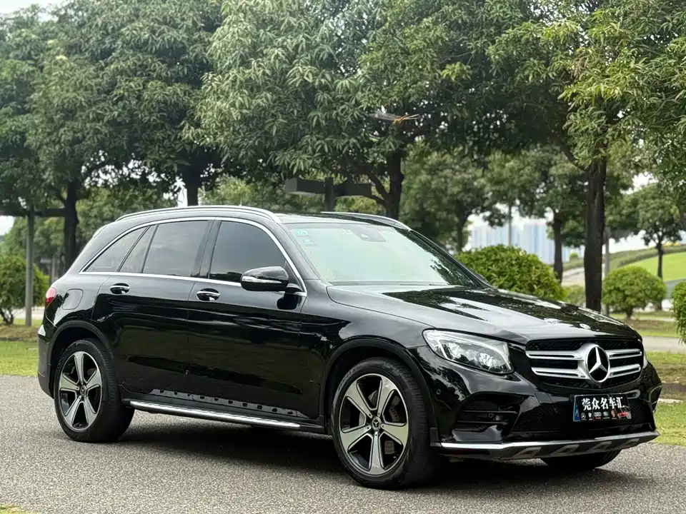Mercedes-Benz GLC Mercedes-Benz GLC