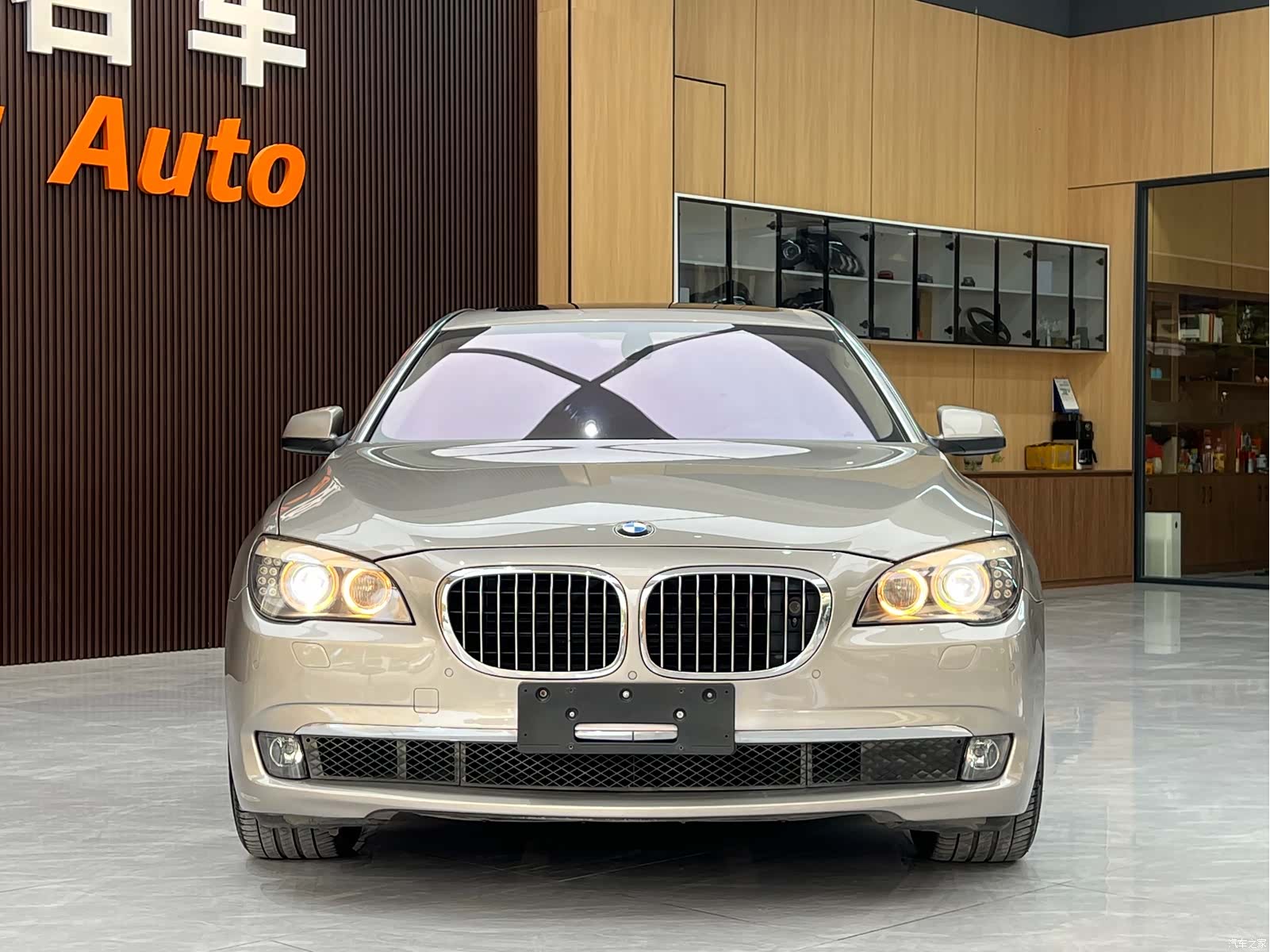 BMW 7 Series, 2012 2