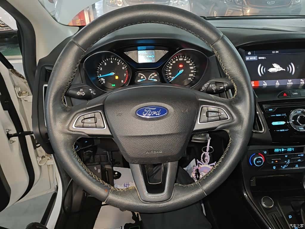 Ford Focus, 2016 11