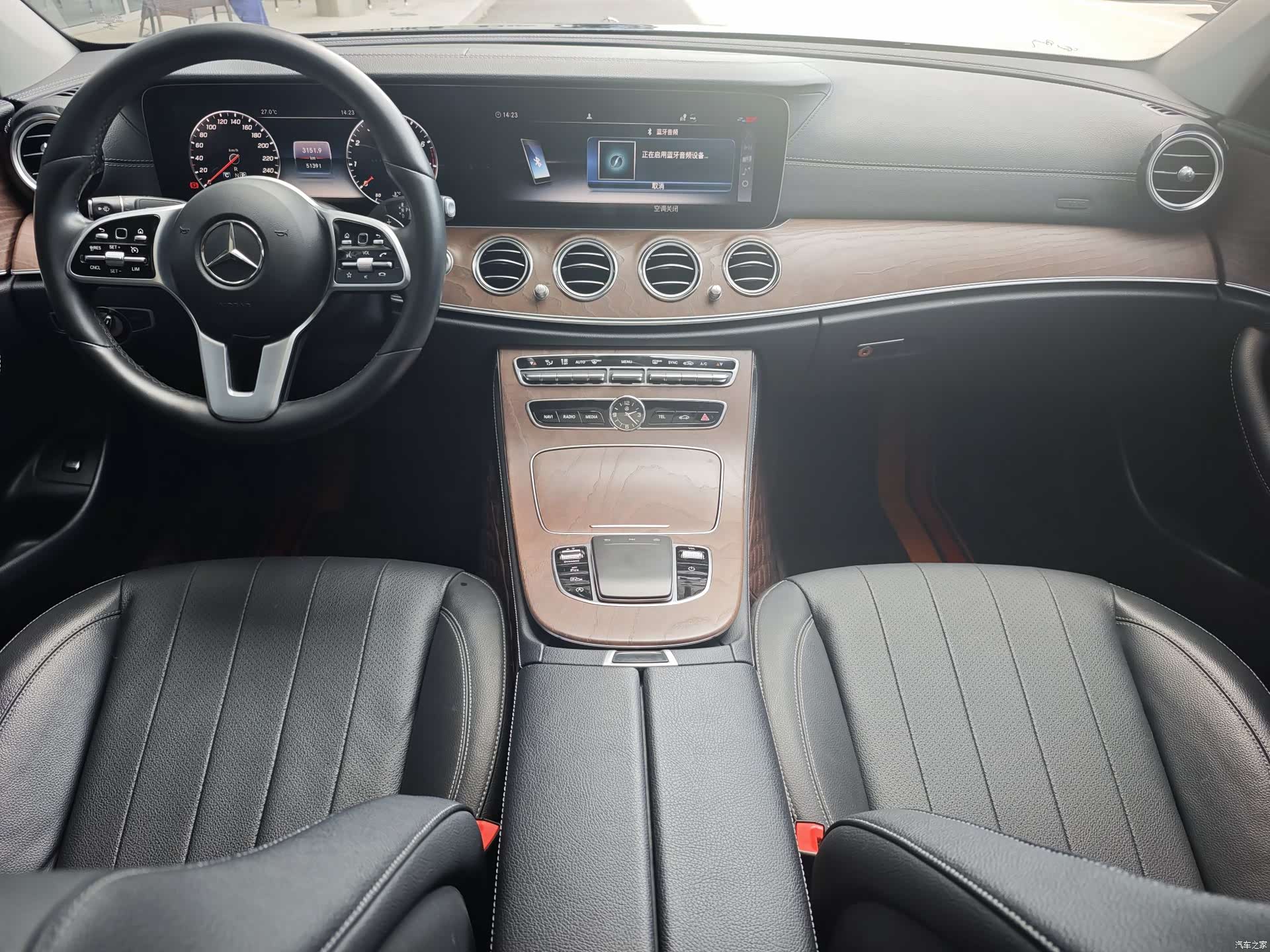 Mercedes-Benz E-Class, 2019 14